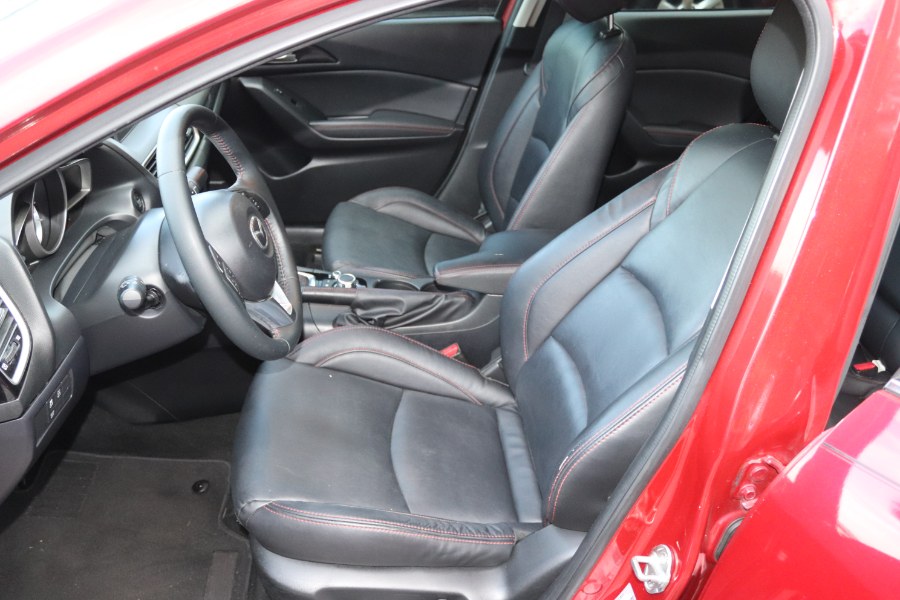 2015 Mazda Mazda3 4dr Sdn Auto i Grand Touring photo