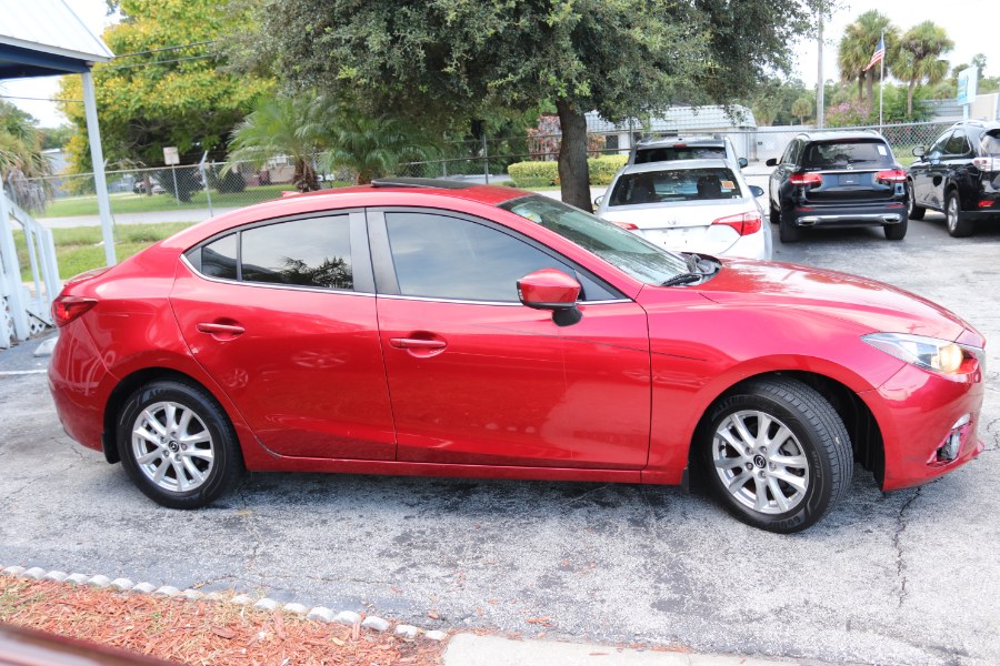 2015 Mazda Mazda3 4dr Sdn Auto i Grand Touring photo