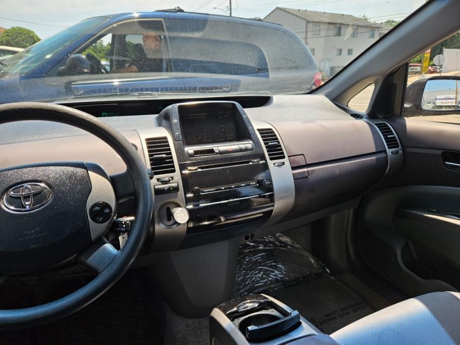2005 Toyota Prius photo