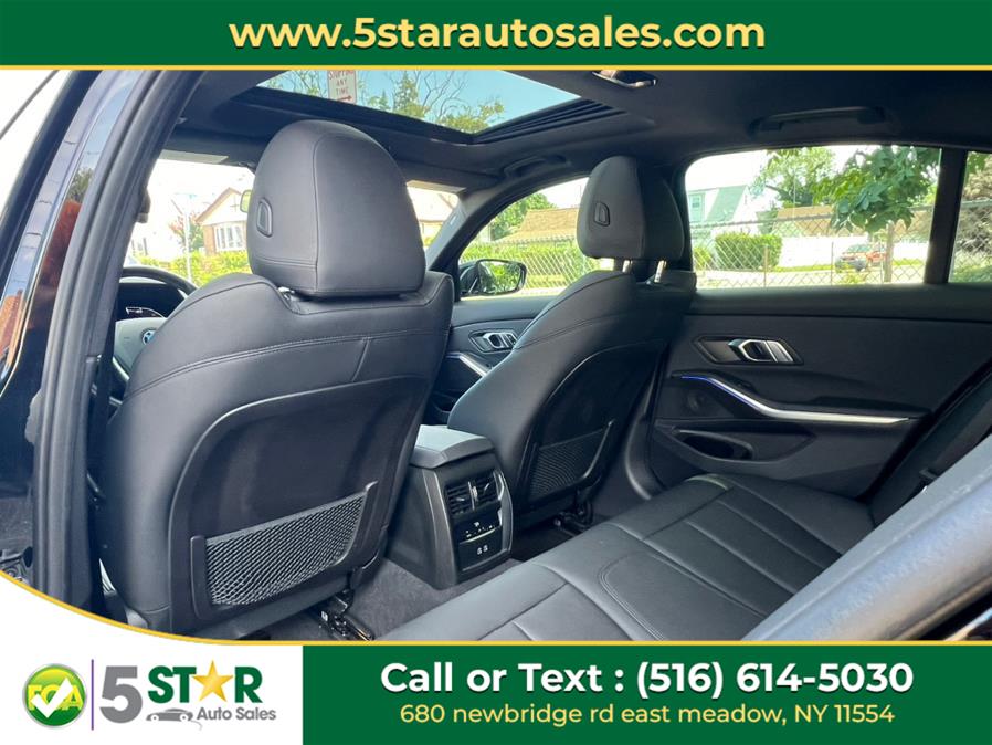2021 BMW 3-Series 330i xDrive Sedan North Americ photo