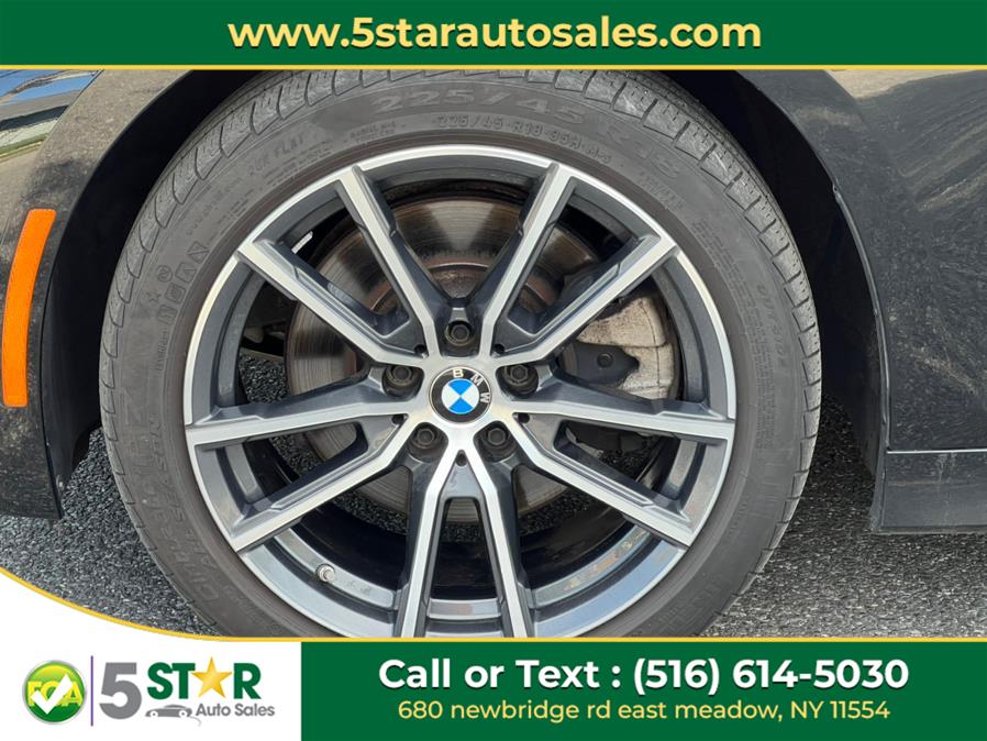 2021 BMW 3-Series 330i xDrive Sedan North Americ photo