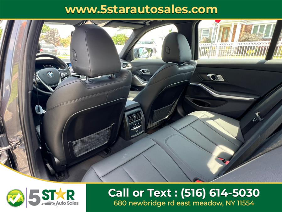 2021 BMW 3-Series 330i xDrive Sedan North Americ photo