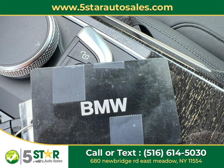 2021 BMW 3-Series 330i xDrive Sedan North Americ photo