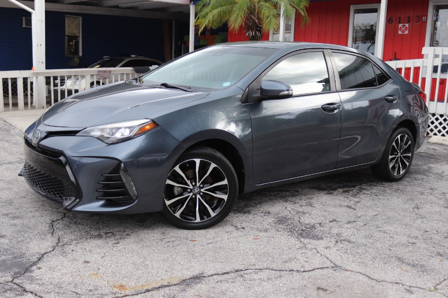 2017 Toyota Corolla SE CVT (Natl) photo