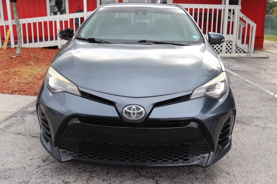 2017 Toyota Corolla SE CVT (Natl) photo