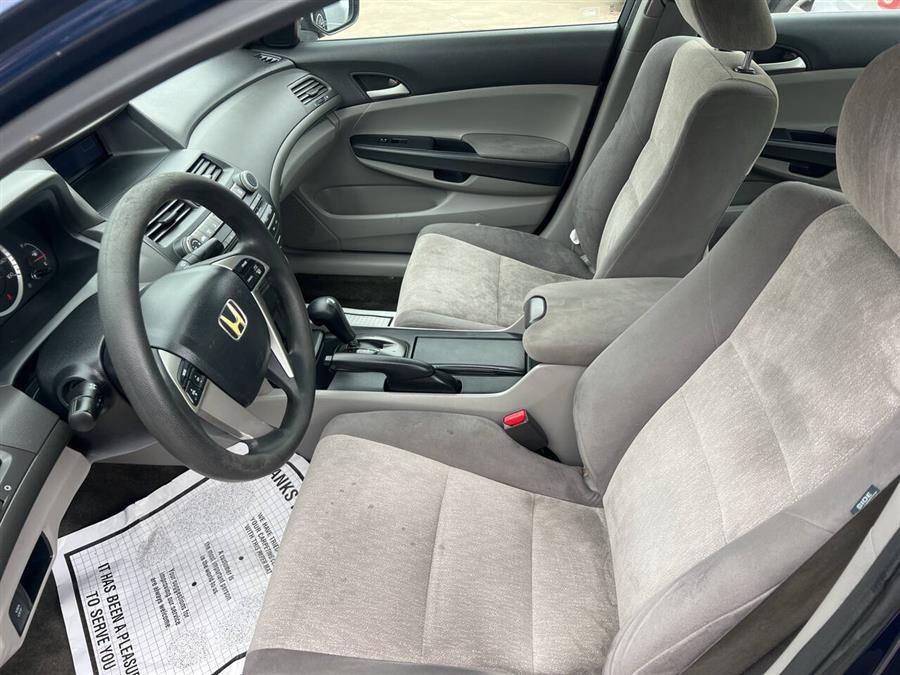 2010 Honda Accord LX photo