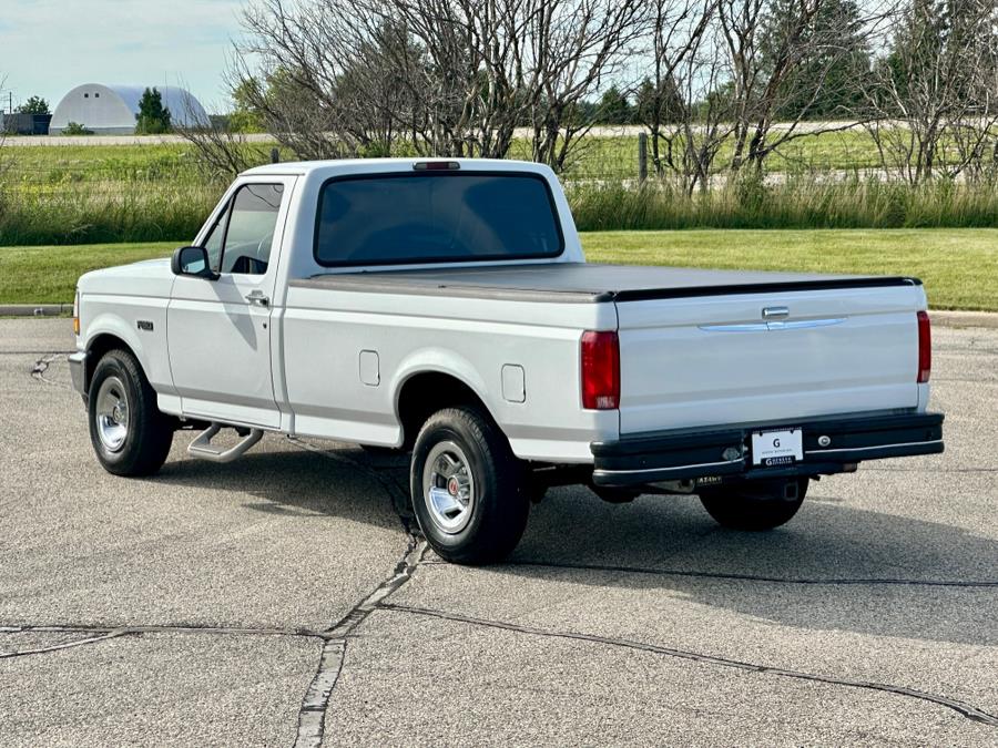 1996 Ford F-150 XLT photo