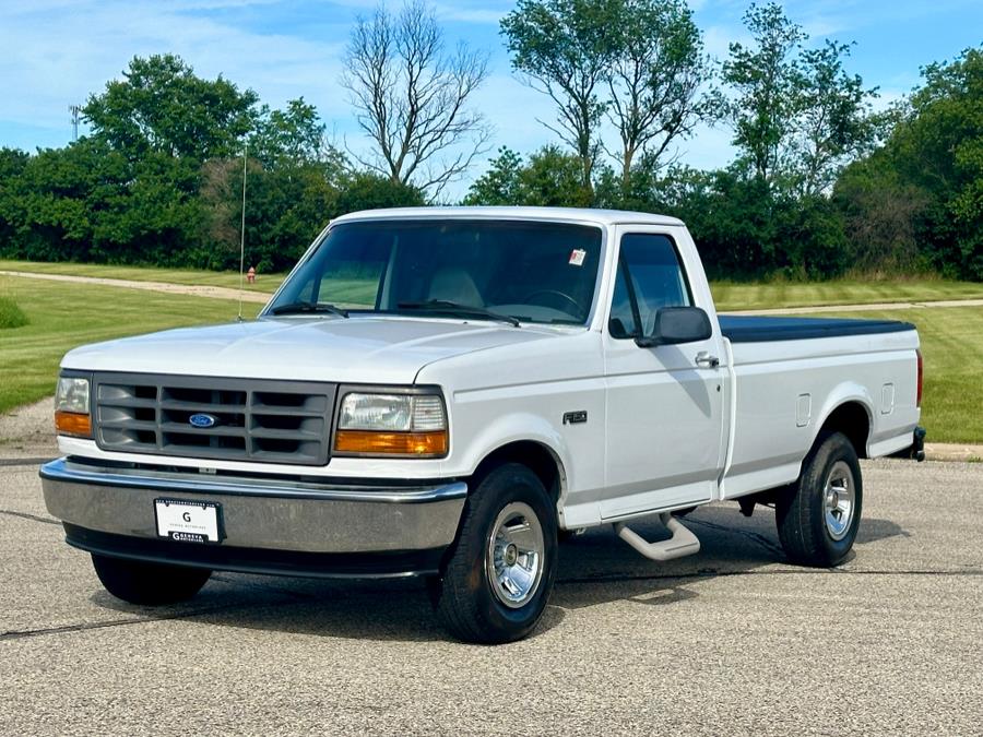 1996 Ford F-150 XLT photo