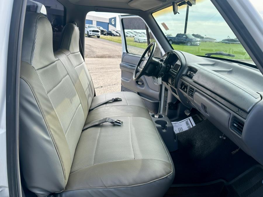 1996 Ford F-150 XLT photo