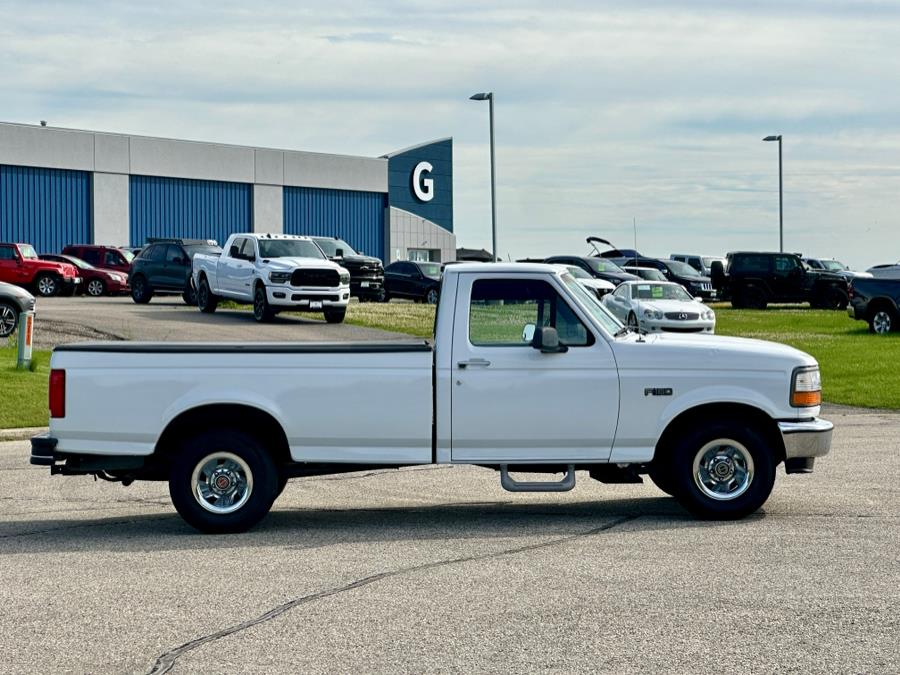 1996 Ford F-150 XLT photo