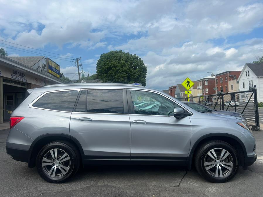 2017 Honda Pilot EX AWD photo