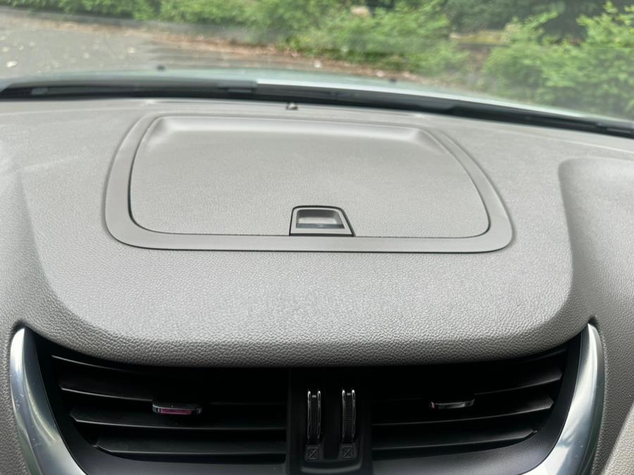 2014 Chevrolet Traverse LS photo