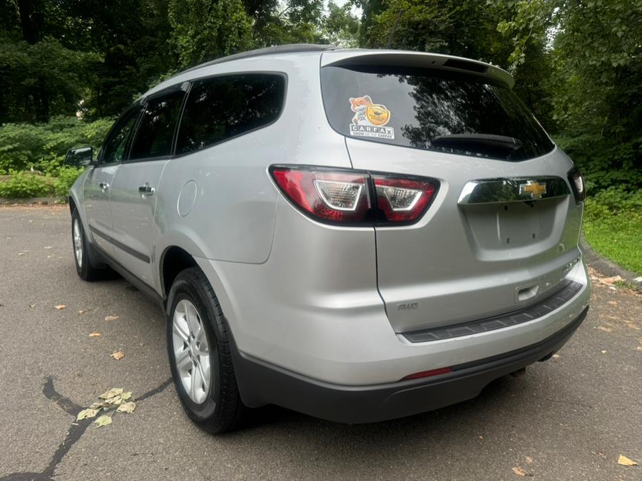 2014 Chevrolet Traverse LS photo