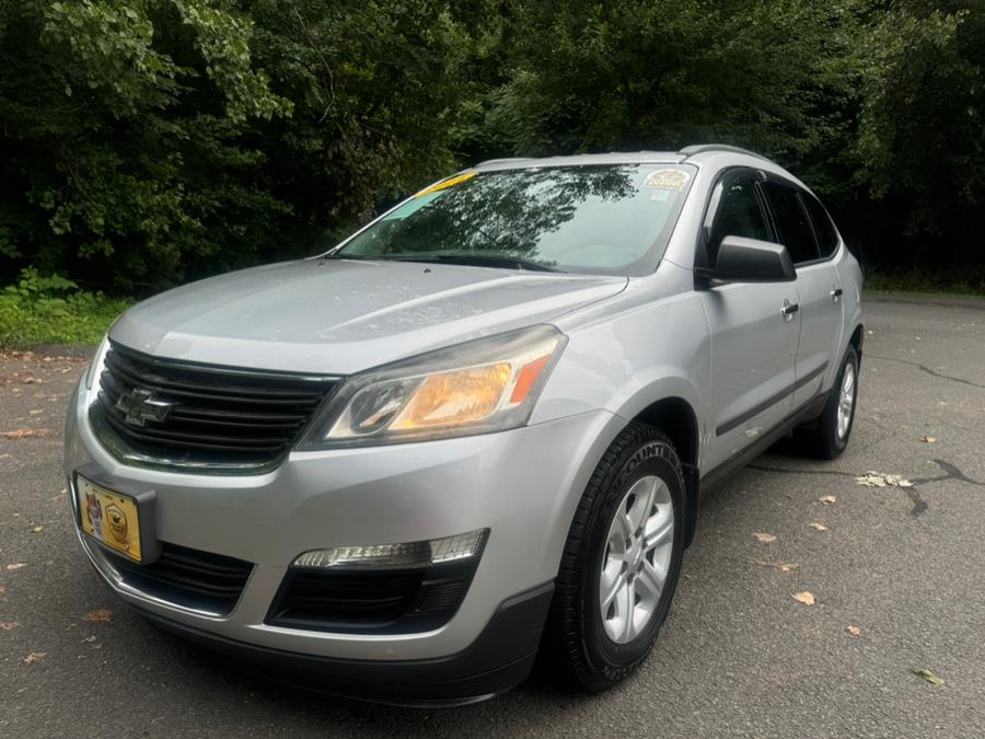 2014 Chevrolet Traverse LS photo