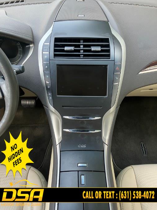 2014 Lincoln MKZ photo