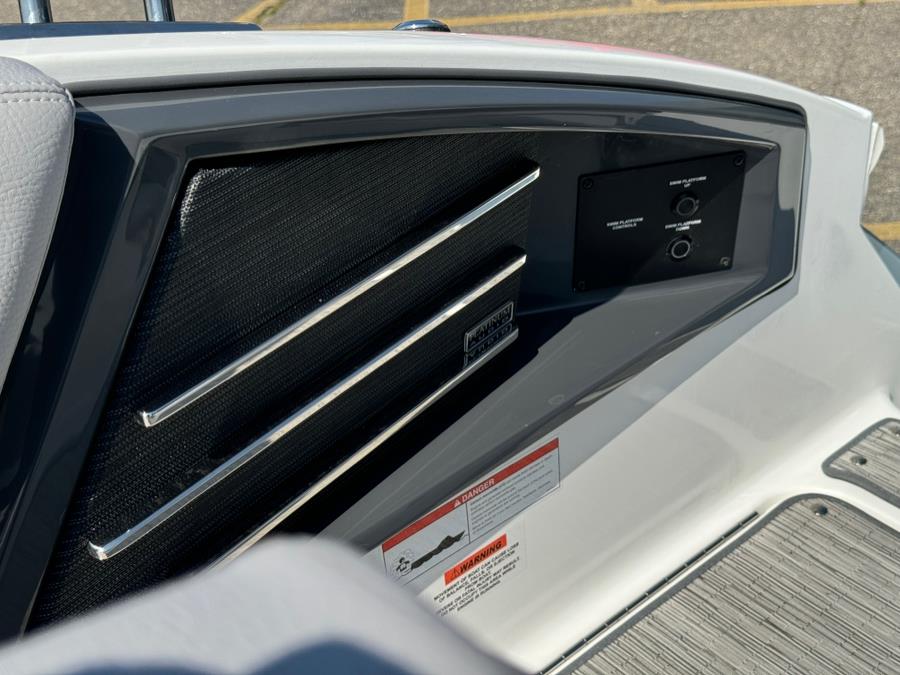 2022 Ford Mustang GT Deluxe photo