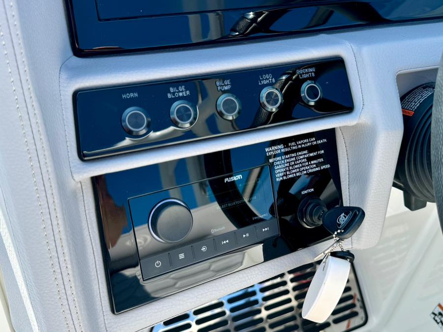 2022 Ford Mustang GT Deluxe photo