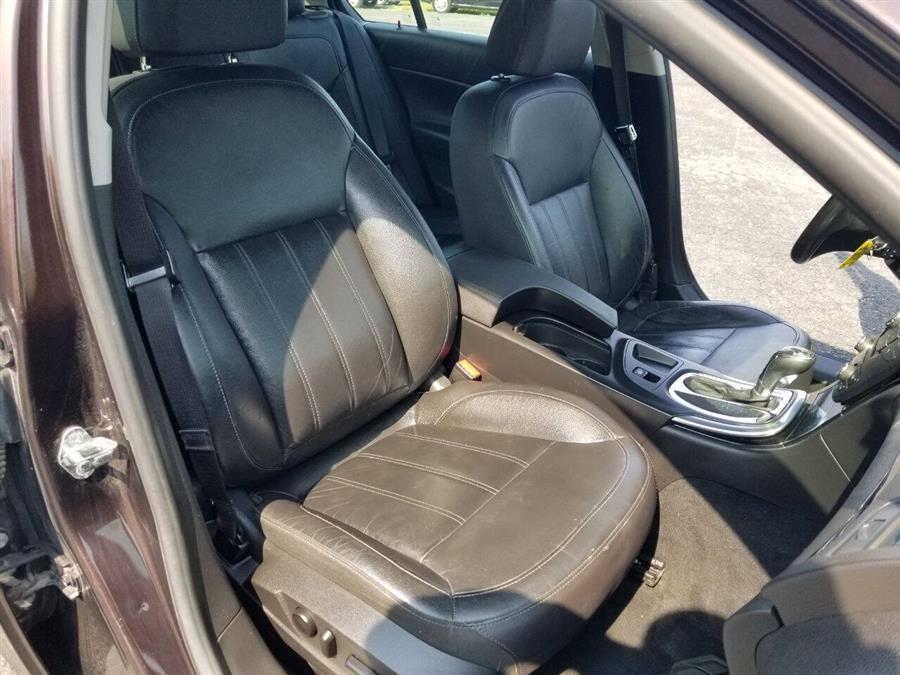 2011 Buick Regal CXL Turbo photo