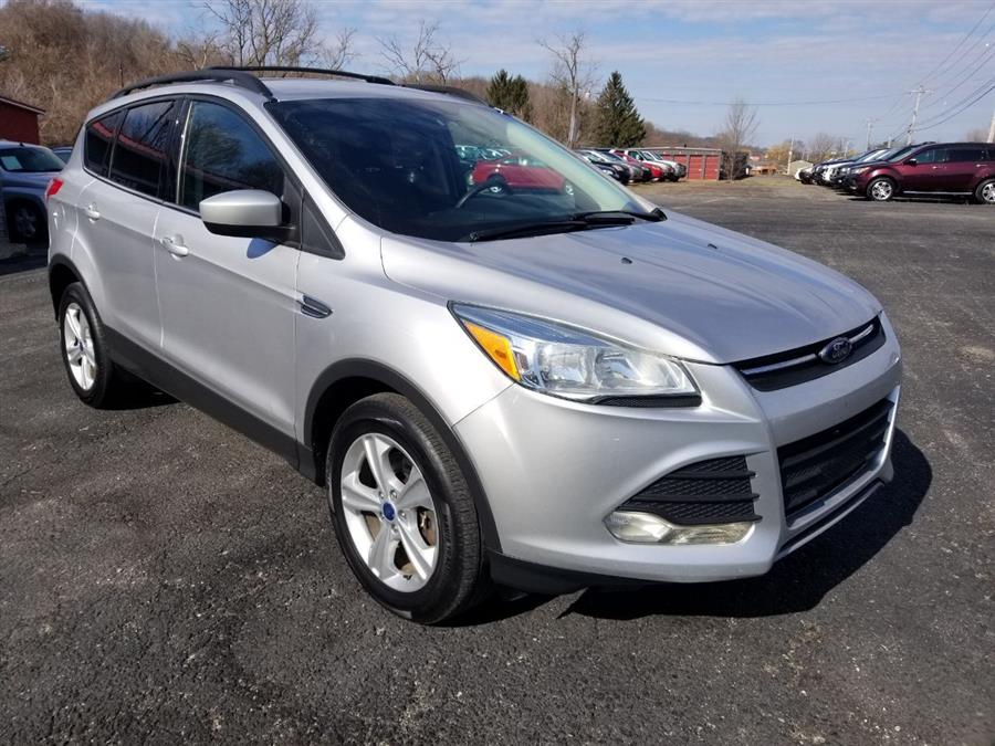 2014 Ford Escape SE photo