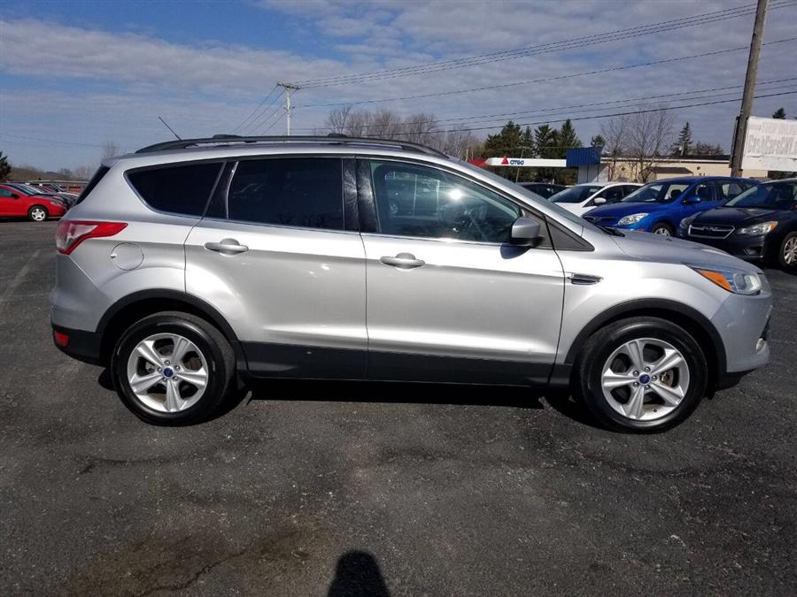 2014 Ford Escape SE photo