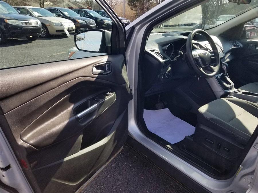 2014 Ford Escape SE photo