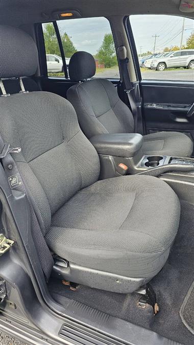 2004 Jeep Grand Cherokee Special Edition photo