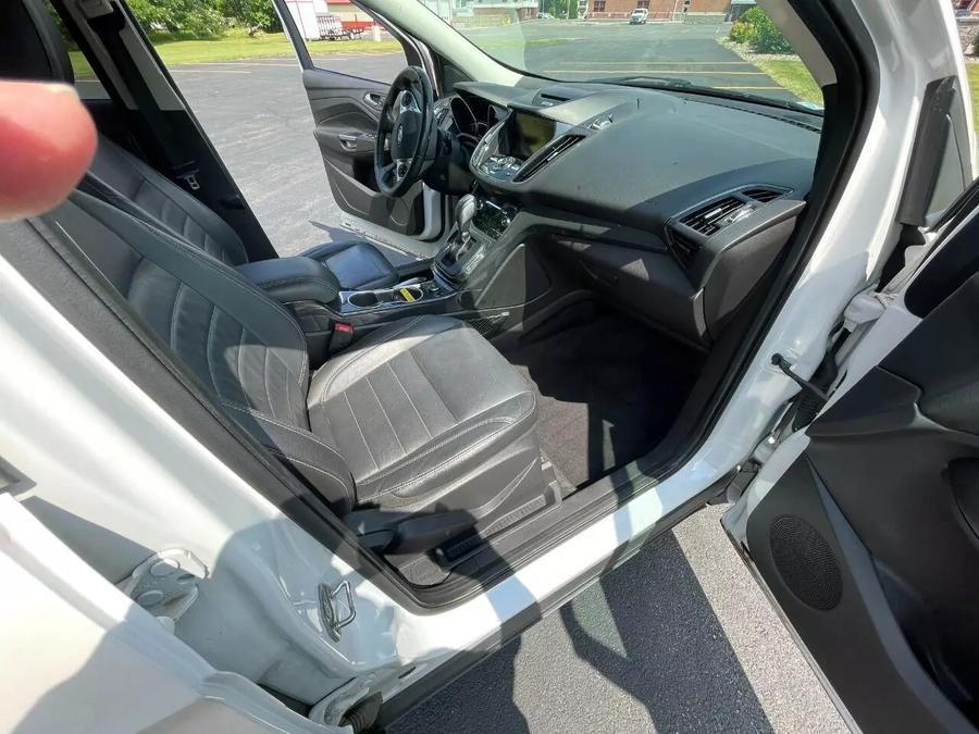 2014 Ford Escape Titanium photo