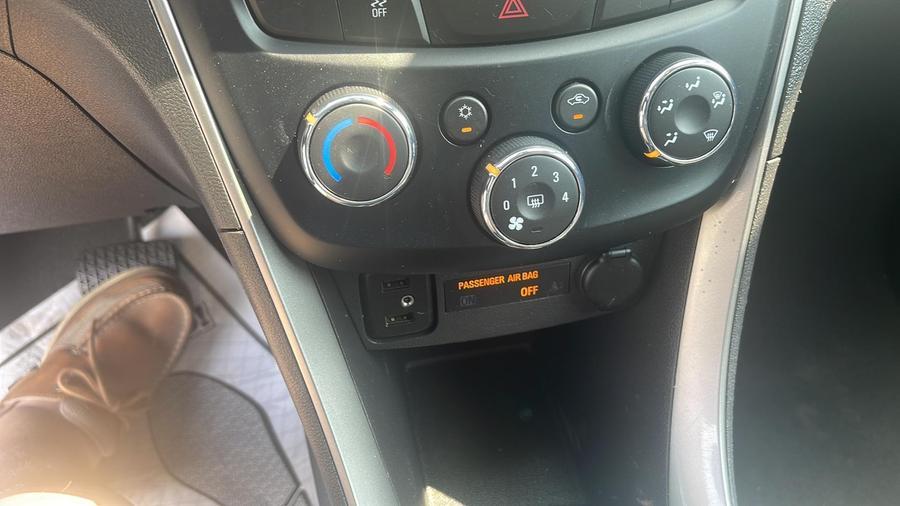 2018 Chevrolet Trax LT Sport Utility 4D photo