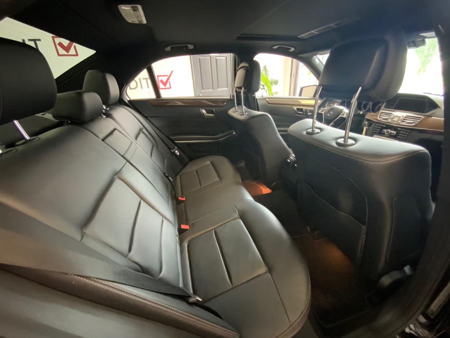 2014 Mercedes-Benz E-Class E350 4MATIC Sport photo