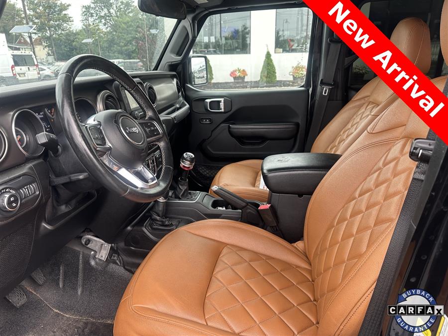 2020 Jeep Gladiator Sport photo