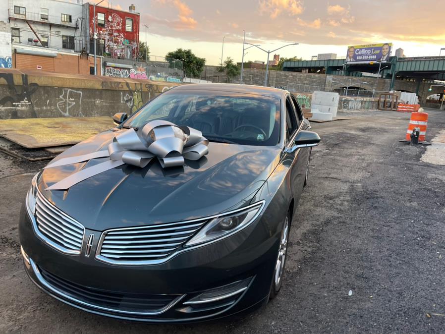2016 Lincoln MKZ 4dr Sdn FWD photo