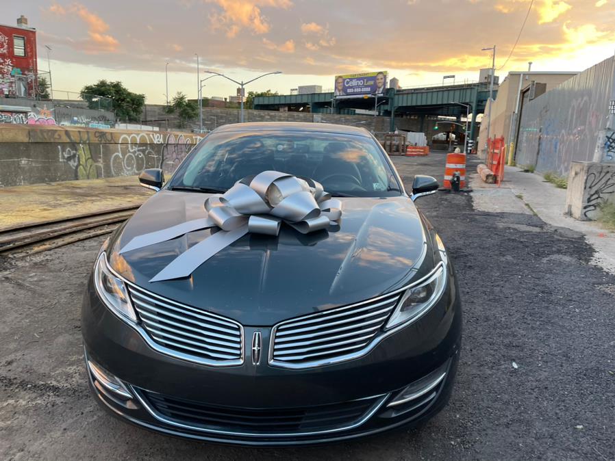 2016 Lincoln MKZ 4dr Sdn FWD photo