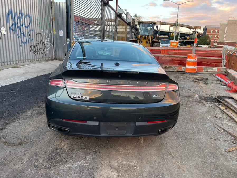 2016 Lincoln MKZ 4dr Sdn FWD photo