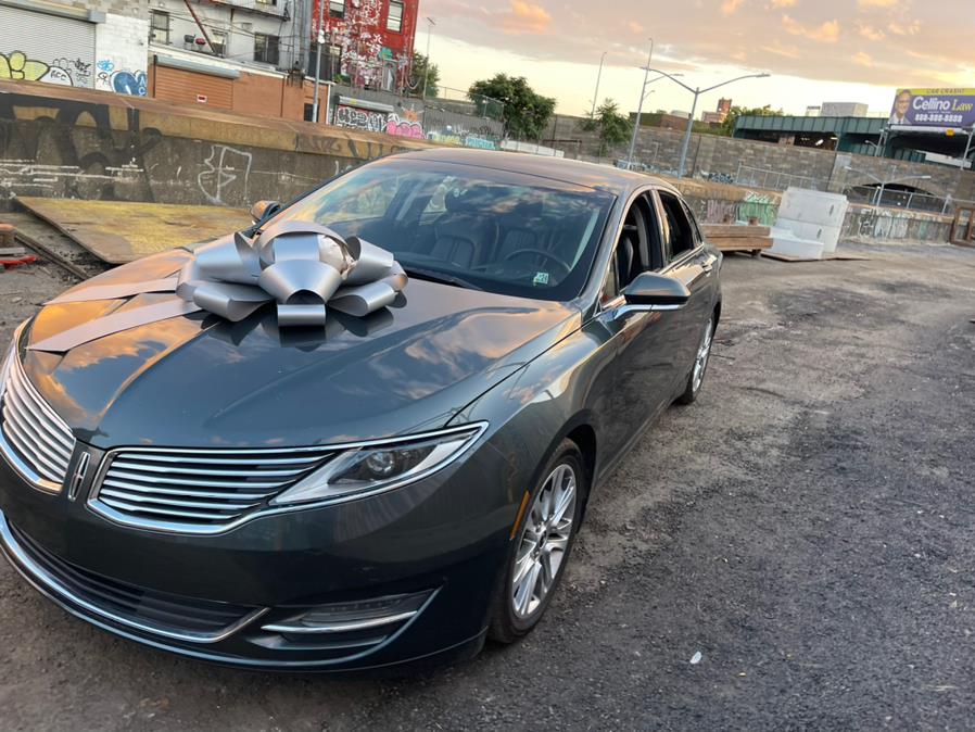 2016 Lincoln MKZ 4dr Sdn FWD photo
