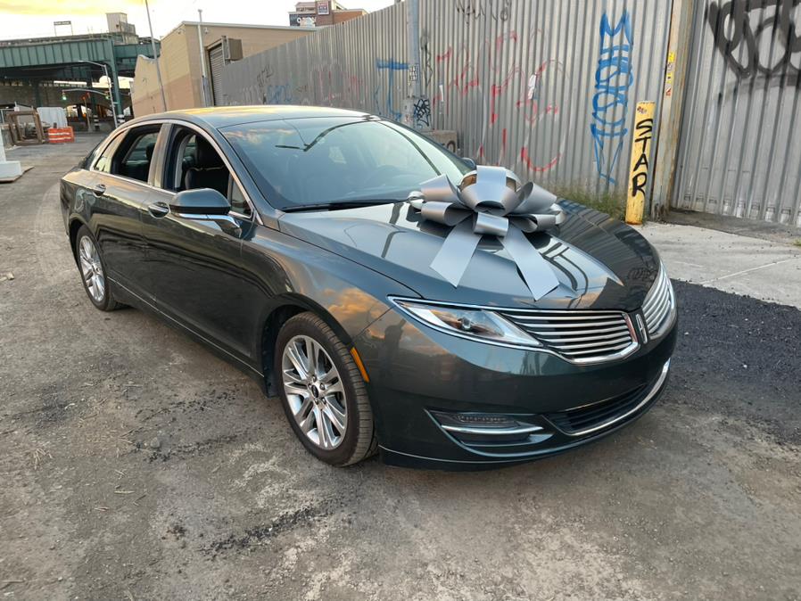 2016 Lincoln MKZ 4dr Sdn FWD photo