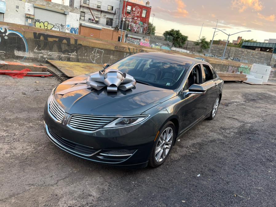 2016 Lincoln MKZ 4dr Sdn FWD photo