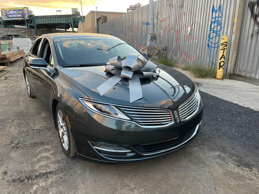 2016 Lincoln MKZ 4dr Sdn FWD photo