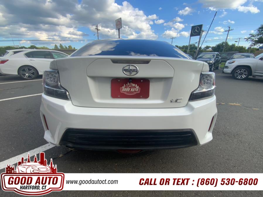 2015 Scion tC 2dr HB Auto (Natl) photo