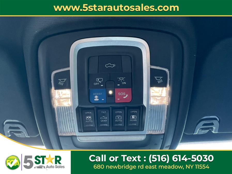 2021 RAM 1500 Laramie 4x4 Crew Cab 5''7