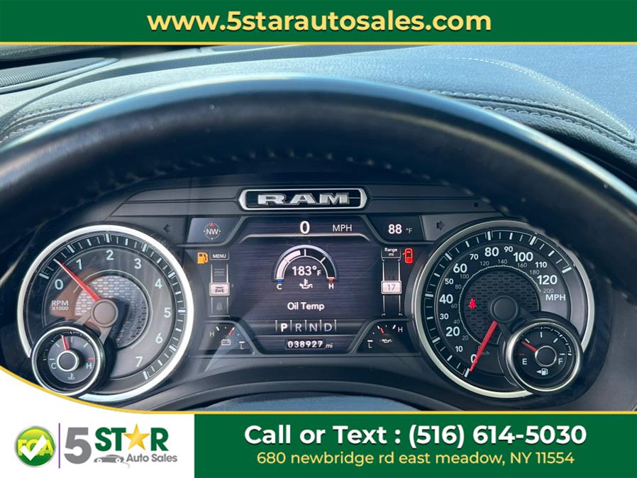 2021 RAM 1500 Laramie 4x4 Crew Cab 5''7
