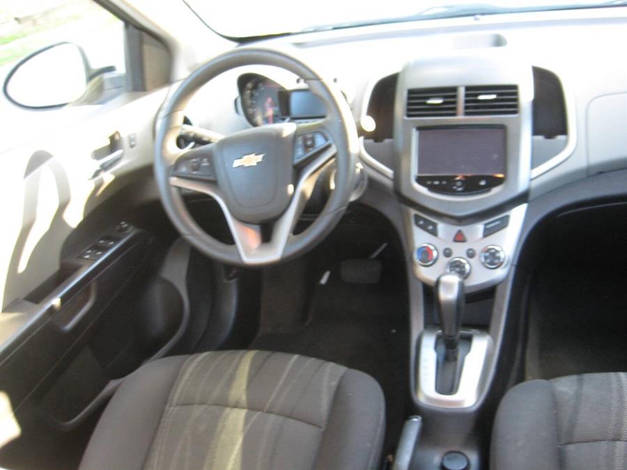 2016 Chevrolet Sonic LT Auto 4dr Sedan photo