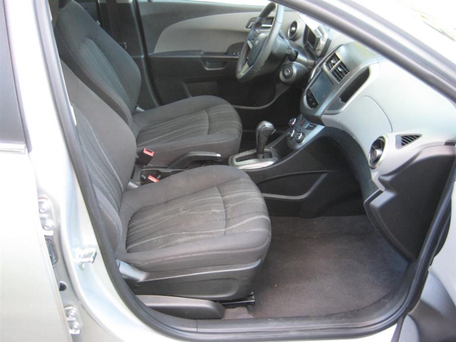 2016 Chevrolet Sonic LT Auto 4dr Sedan photo