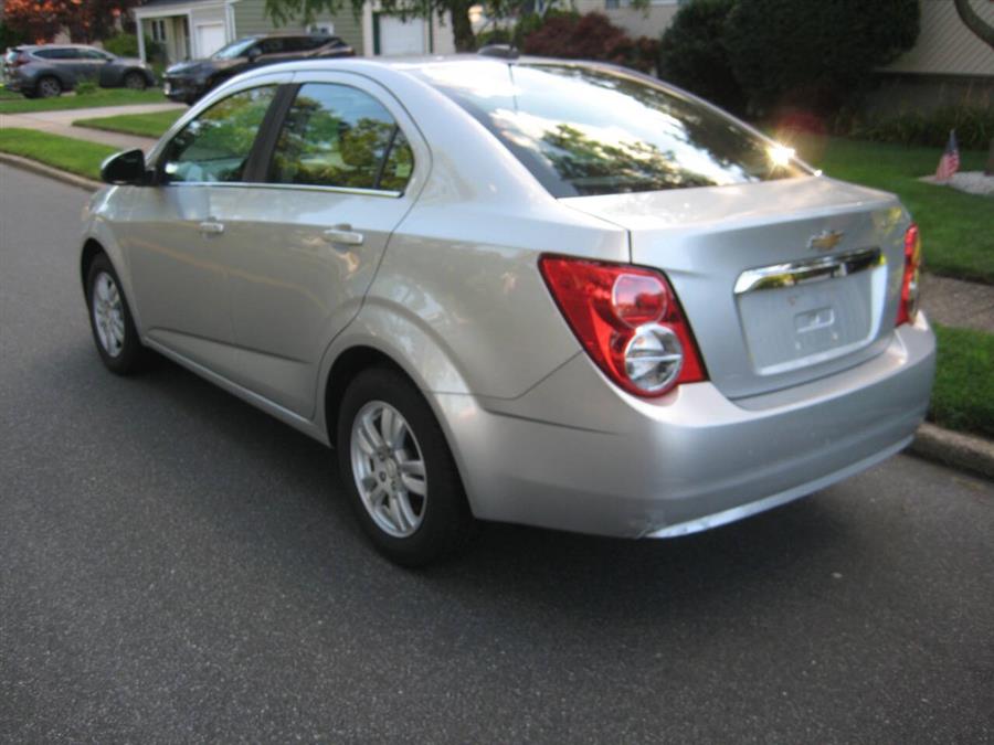 2016 Chevrolet Sonic LT Auto 4dr Sedan photo