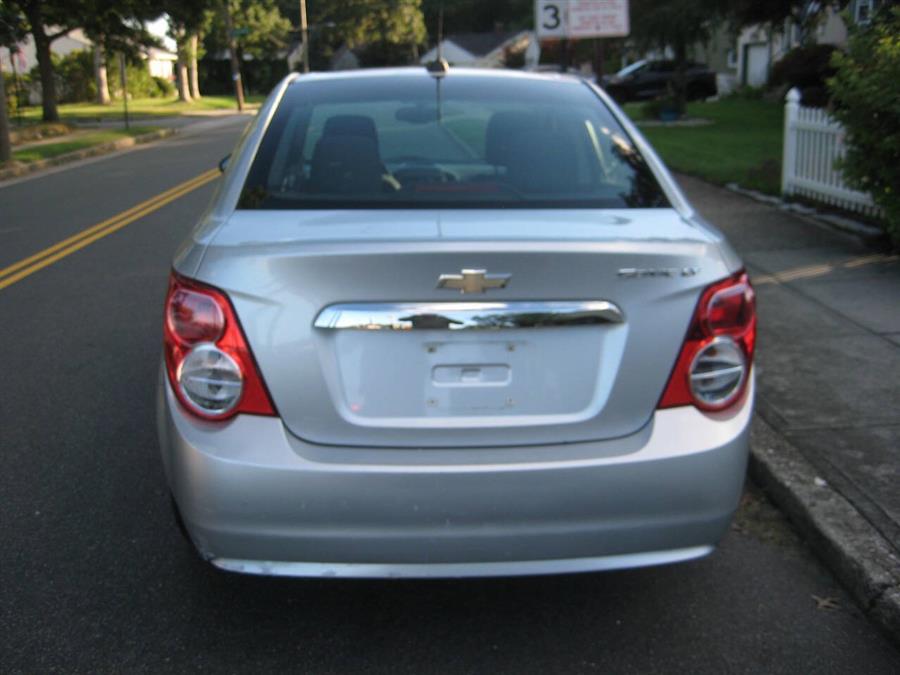 2016 Chevrolet Sonic LT Auto 4dr Sedan photo