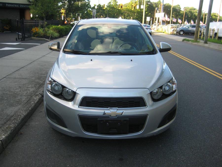 2016 Chevrolet Sonic LT Auto 4dr Sedan photo
