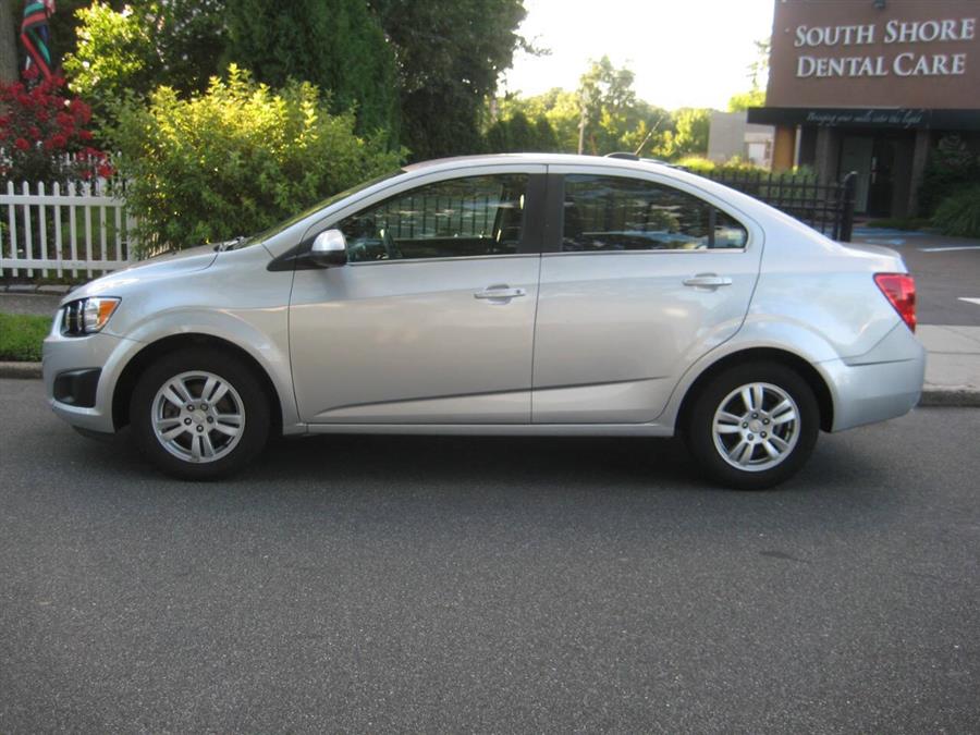 2016 Chevrolet Sonic LT Auto 4dr Sedan photo
