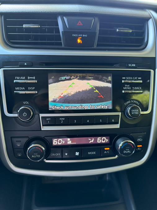 2017 Nissan Altima 2.5 SV Sedan photo