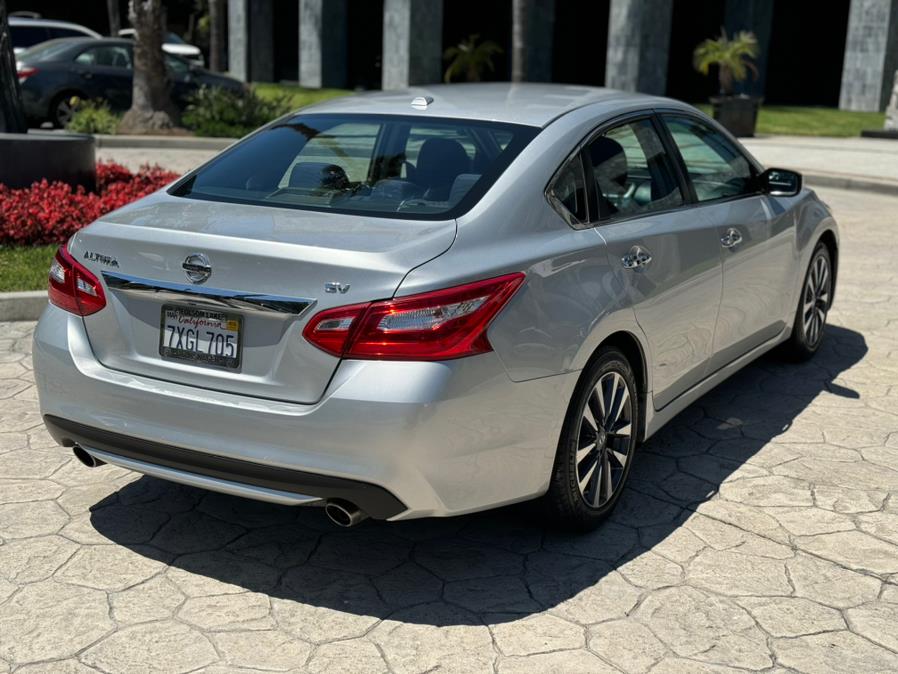 2017 Nissan Altima 2.5 SV Sedan photo