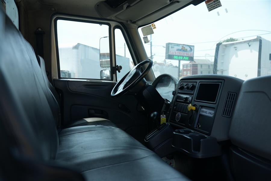 2017 International 4300 4300 photo