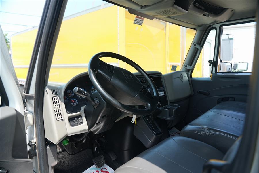 2017 International 4300 4300 photo